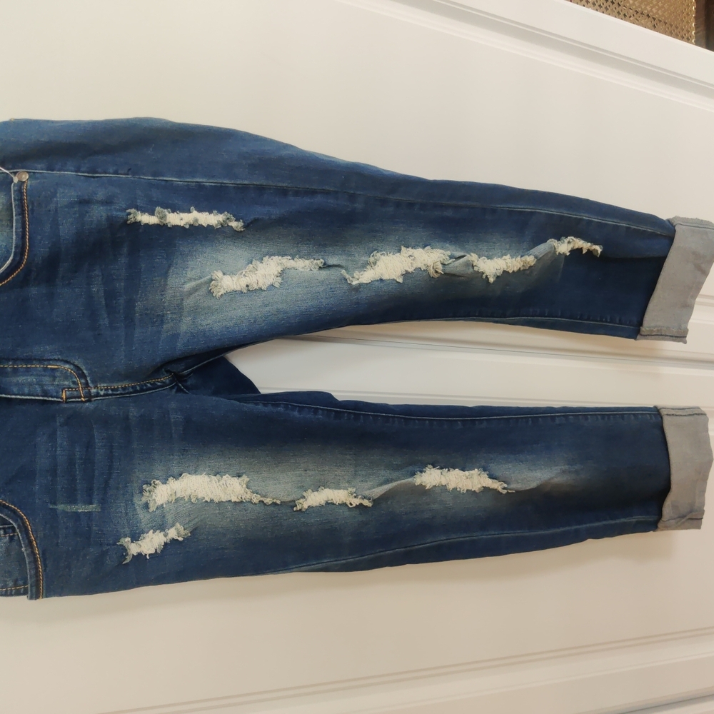 Bamboo Distressed Blue Jeans 7/8